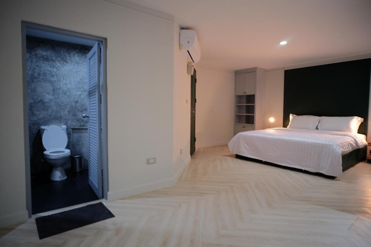 Apartament Baan Khun Pra Duplex Rm3 Bangkok Zewnętrze zdjęcie