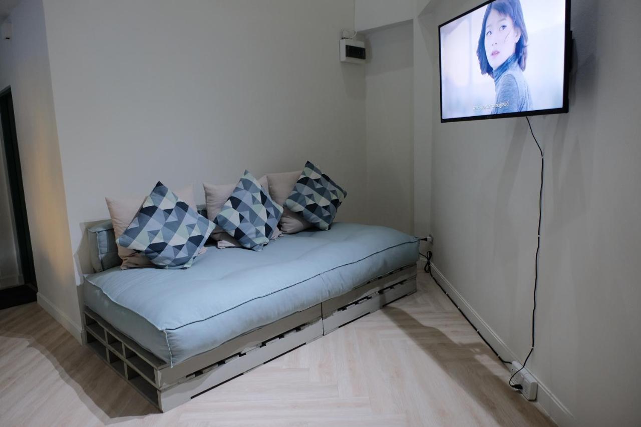Apartament Baan Khun Pra Duplex Rm3 Bangkok Zewnętrze zdjęcie